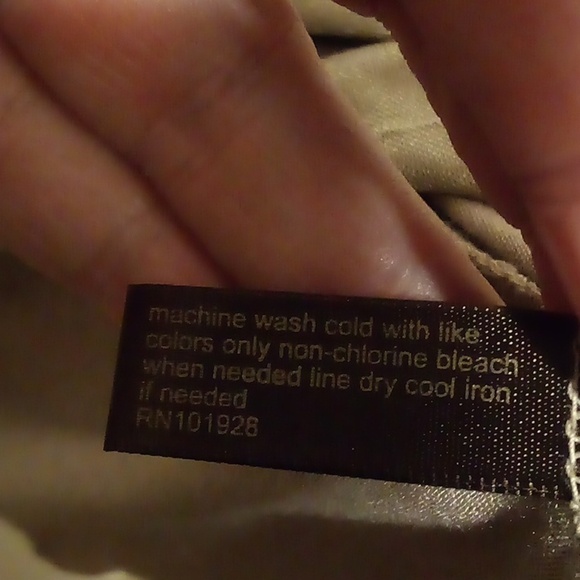 The Limited Elegant Goldish Sleeveless Rolled Collar Shirt - Size Large - Picture 6 of 7